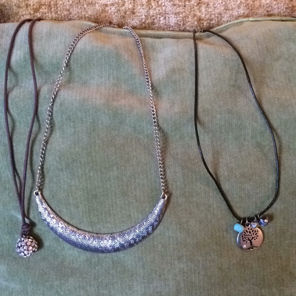 Fun Necklaces! - Picture 2 of 3